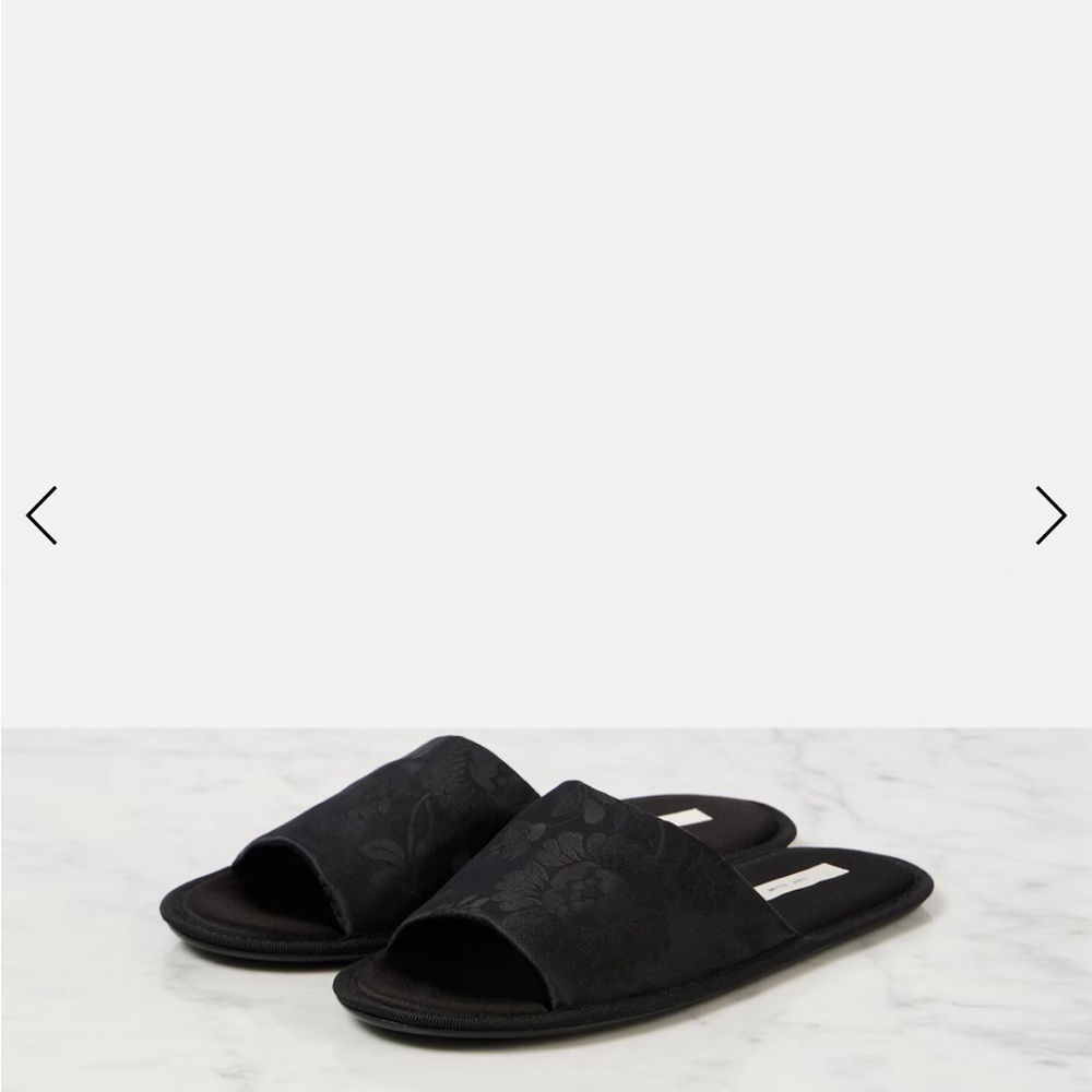 NWT The Row Frances Floral-jacquard Silk Slippers Black